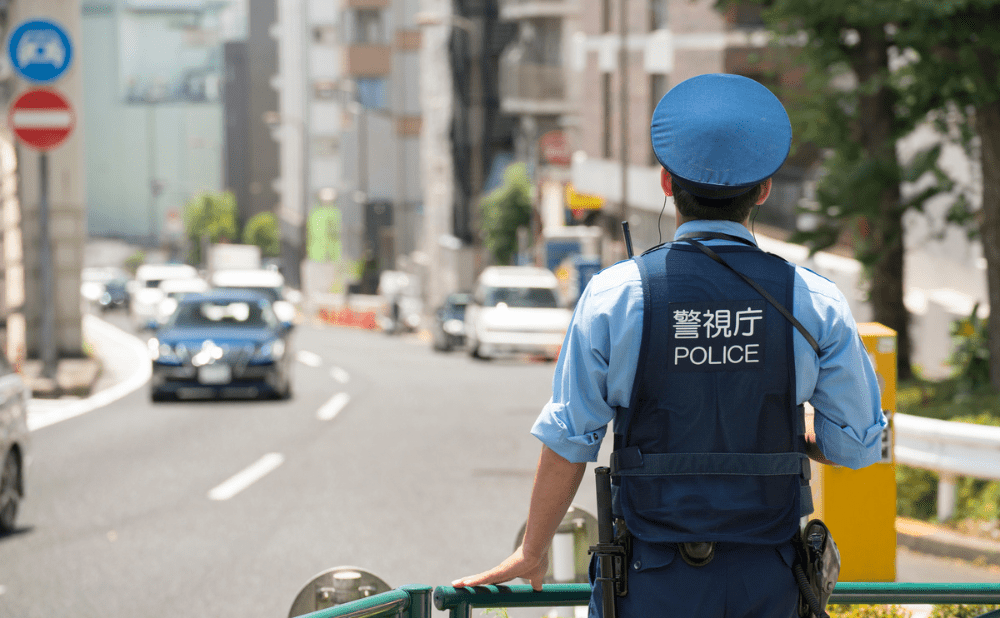 警察官 不倫