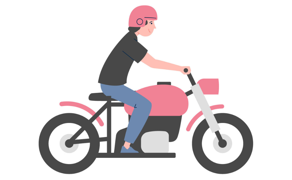 バイクで現場に向かう